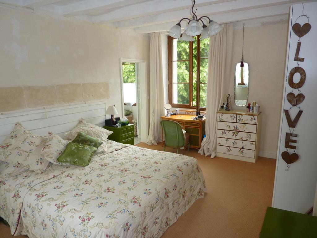 Bed and Breakfast La Cle Des Jardins Nouâtre Zimmer foto