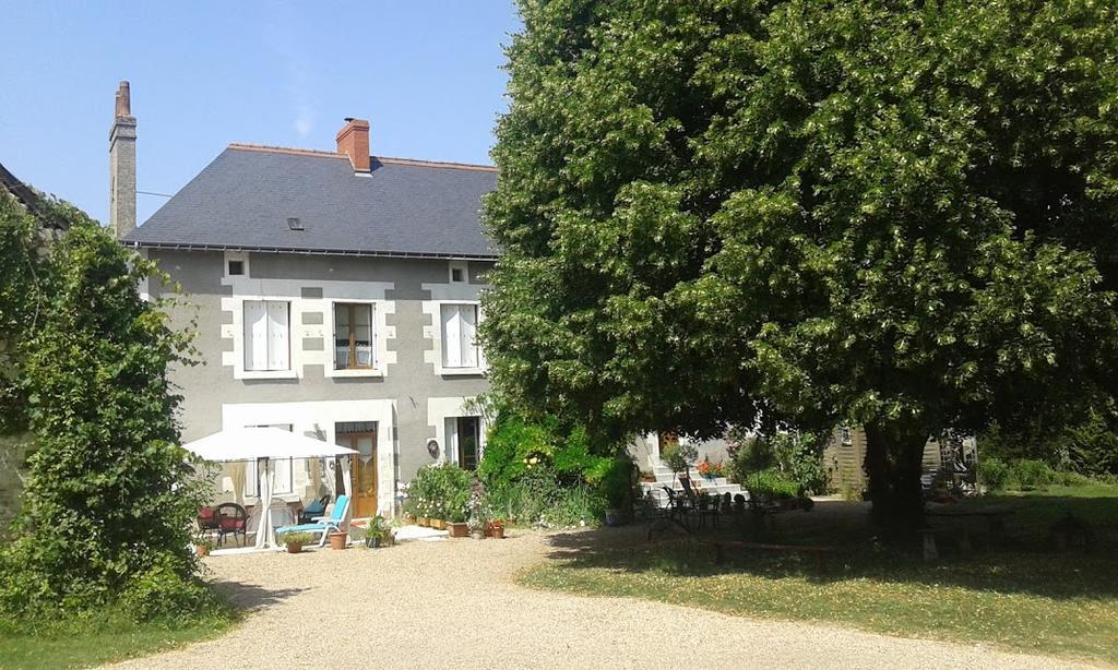 Bed and Breakfast La Cle Des Jardins Nouâtre Exterior foto